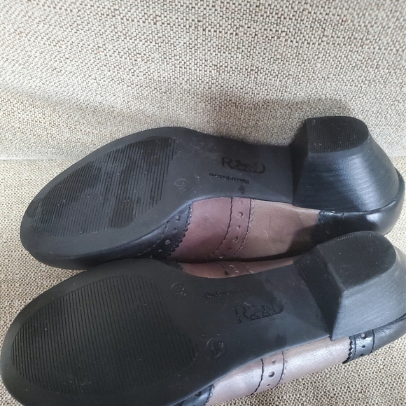 Dress Shoes - Picture 3 of 4